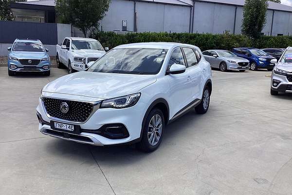 2022 MG HS Core SAS23