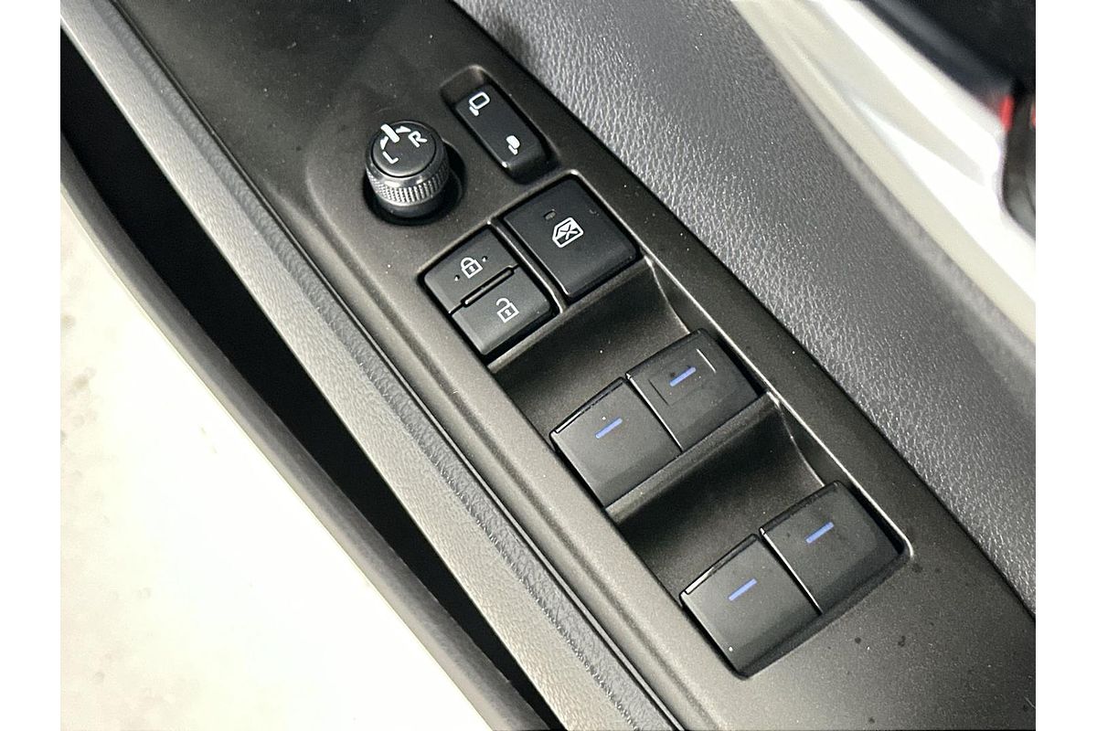 2022 Toyota Camry Ascent Sport AXVH70R