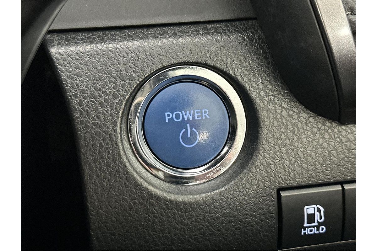 2022 Toyota Camry Ascent Sport AXVH70R