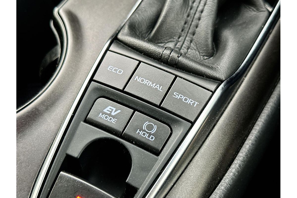 2022 Toyota Camry Ascent Sport AXVH70R