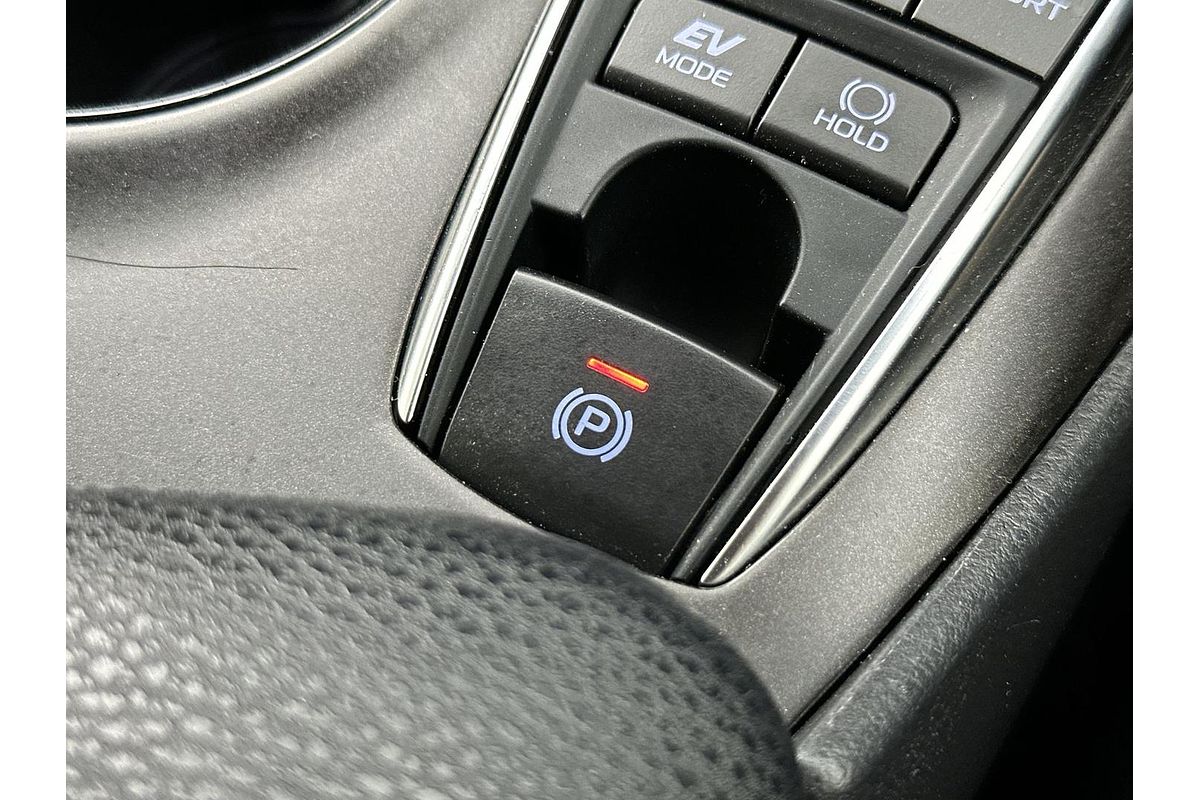 2022 Toyota Camry Ascent Sport AXVH70R