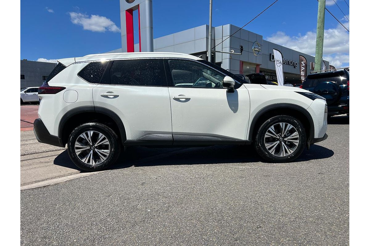 2024 Nissan X-TRAIL ST-L T33