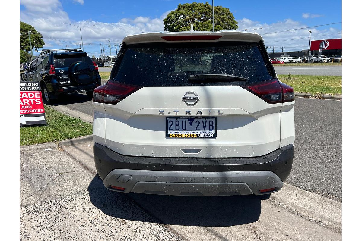 2024 Nissan X-TRAIL ST-L T33
