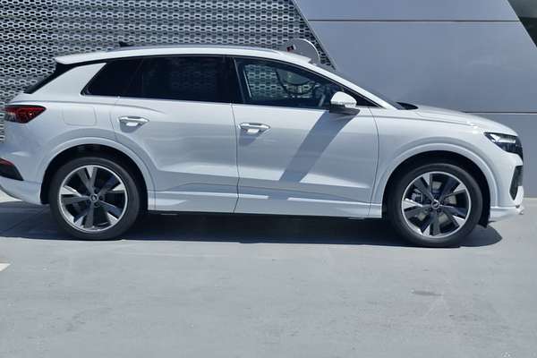 2024 Audi Q4 e-tron 45 F4