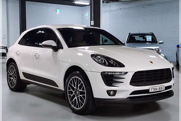 2017 Porsche MACAN 95B MY18
