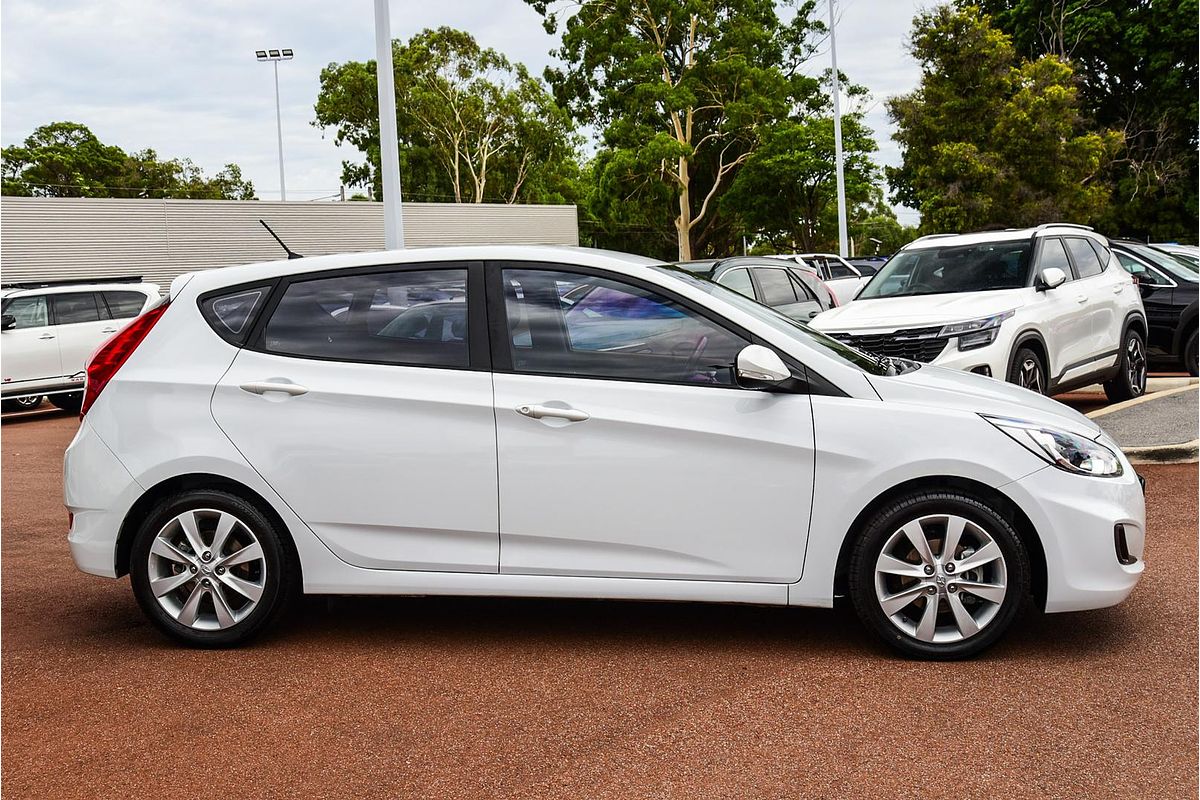 2019 Hyundai Accent Sport RB6