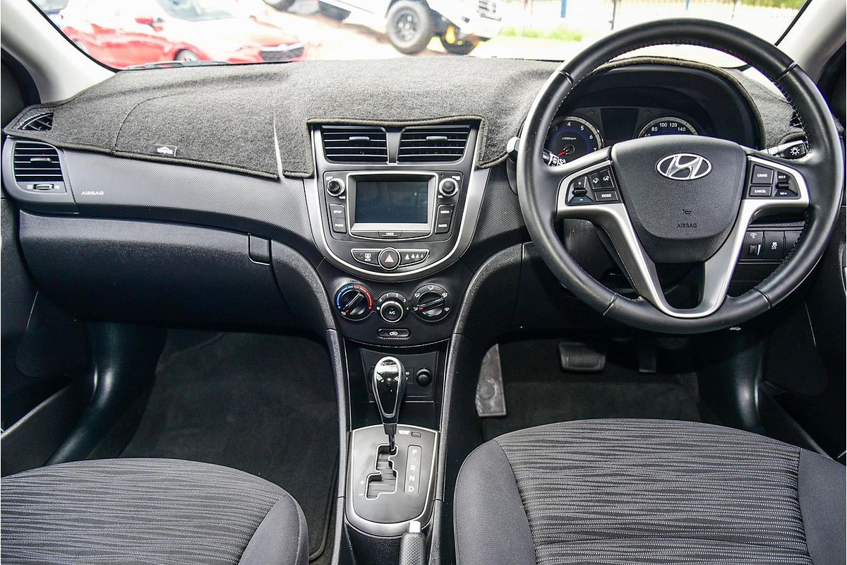 2019 Hyundai Accent Sport RB6