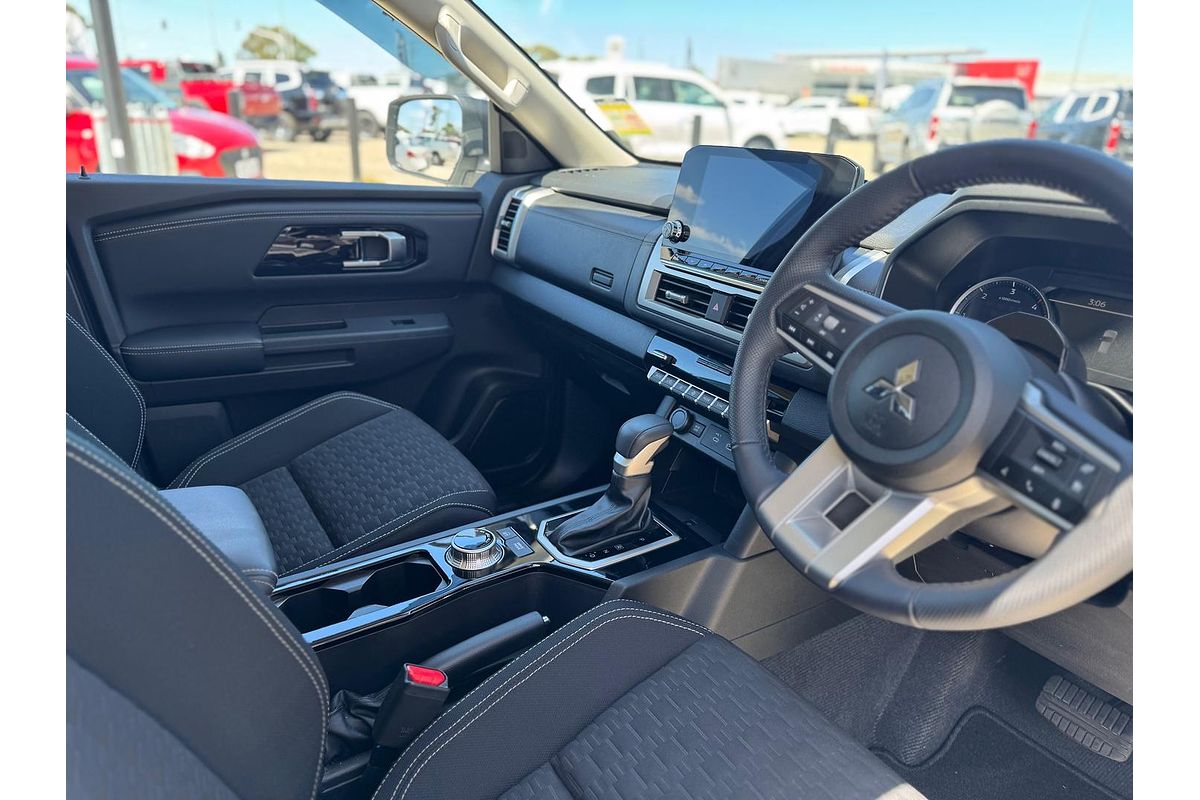 2024 Mitsubishi Triton GLS MV 4X4