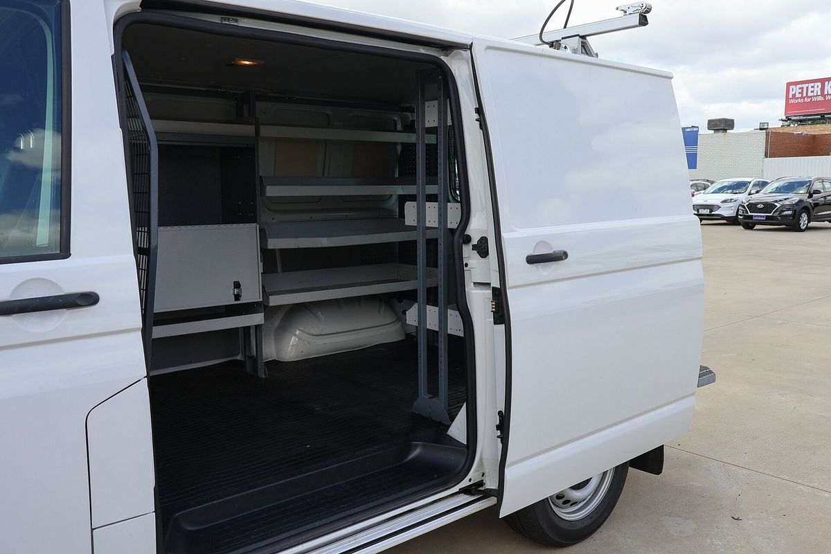2017 Volkswagen Transporter TDI340 T6 SWB