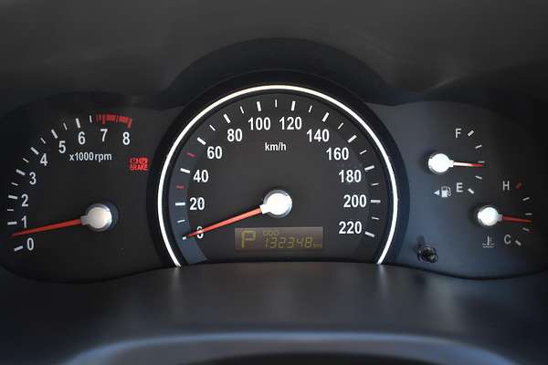 2013 Kia Grand Carnival Si VQ