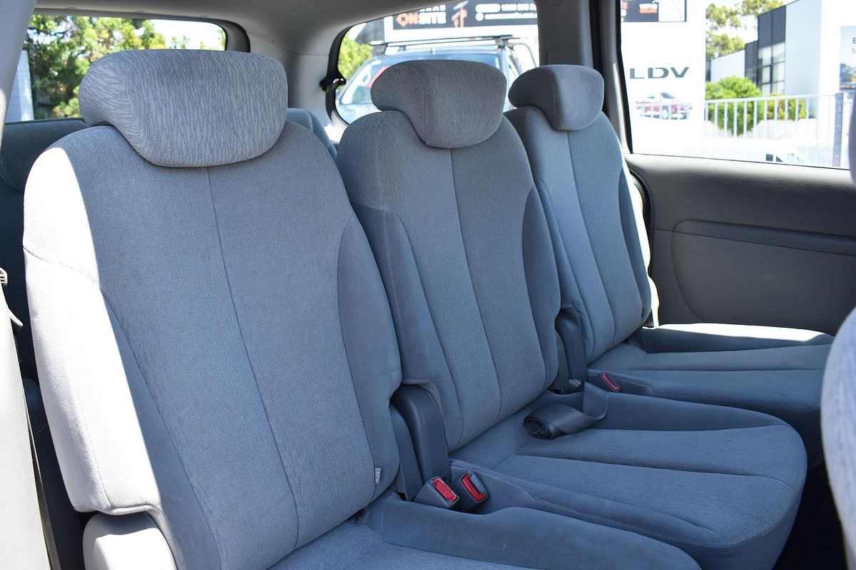 2013 Kia Grand Carnival Si VQ