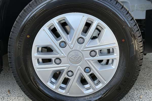 2024 LDV Deliver 7 SWB