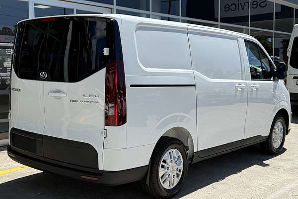 2024 LDV Deliver 7 SWB