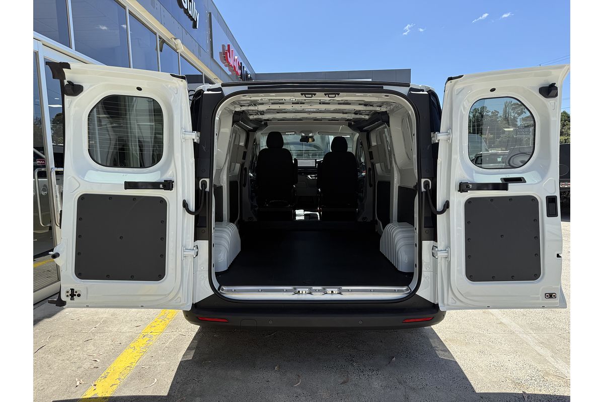 2024 LDV Deliver 7 SWB