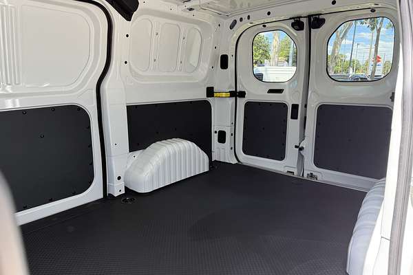 2024 LDV Deliver 7 SWB