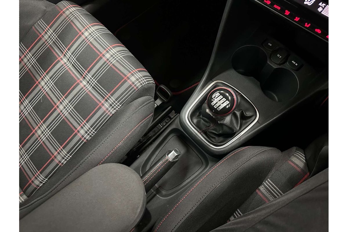 2015 Volkswagen Polo GTI 6R