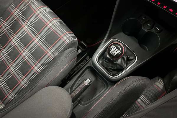 2015 Volkswagen Polo GTI 6R