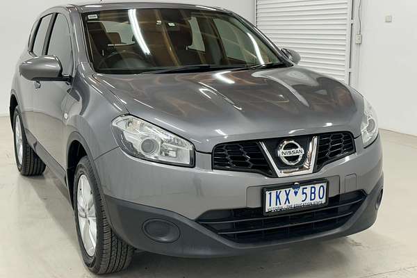 2013 Nissan Dualis ST J10 Series 4