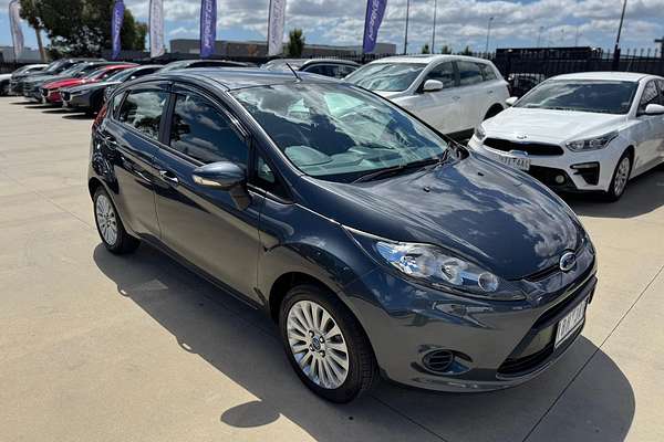 2013 Ford Fiesta LX WT