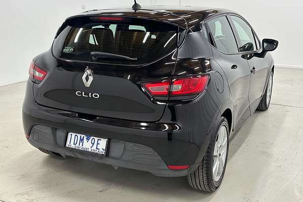 2014 Renault Clio Expression IV B98