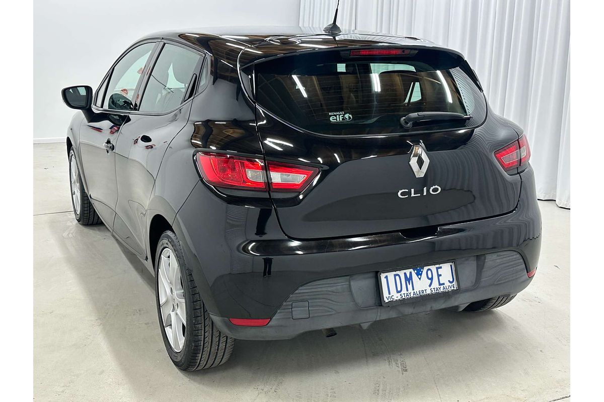 2014 Renault Clio Expression IV B98