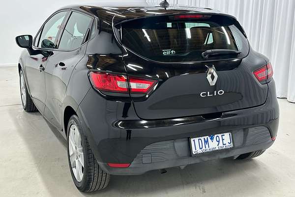 2014 Renault Clio Expression IV B98