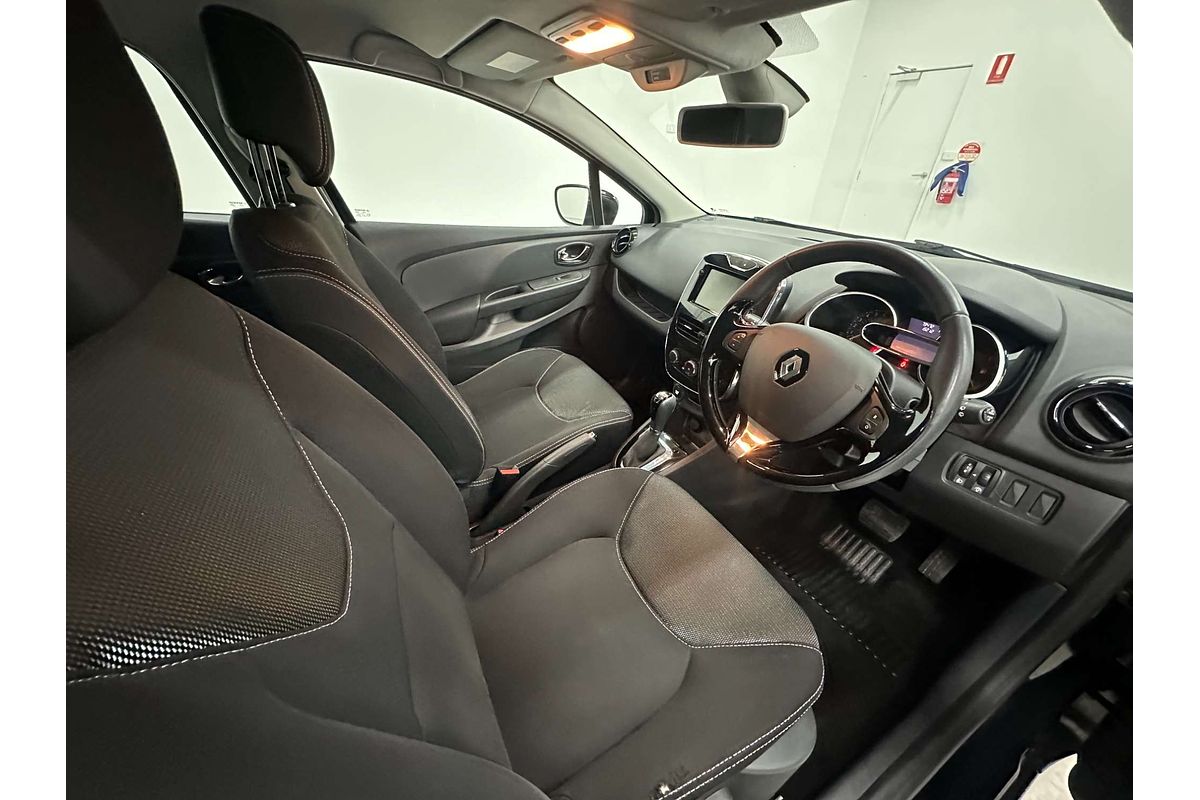 2014 Renault Clio Expression IV B98