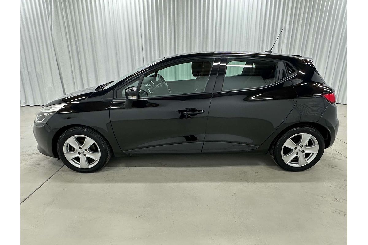 2014 Renault Clio Expression IV B98