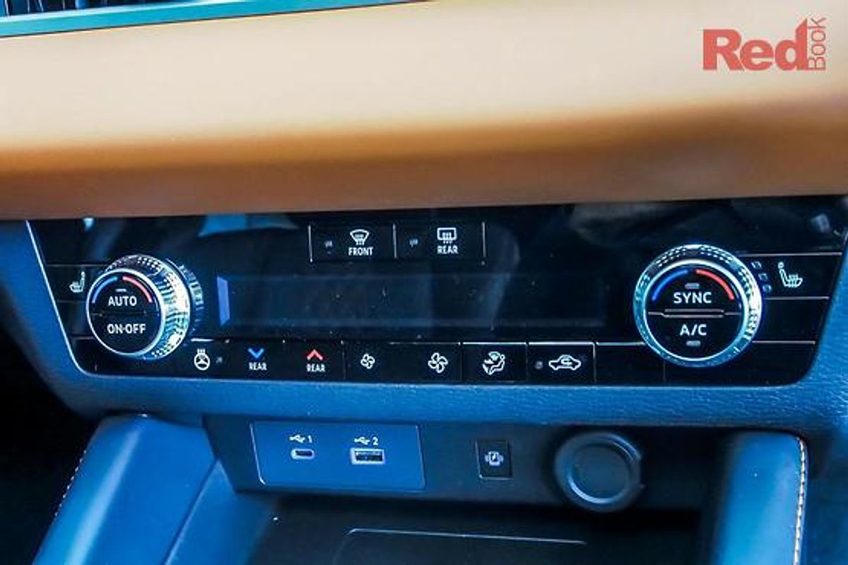 2025 Mitsubishi Outlander Exceed Tourer ZM