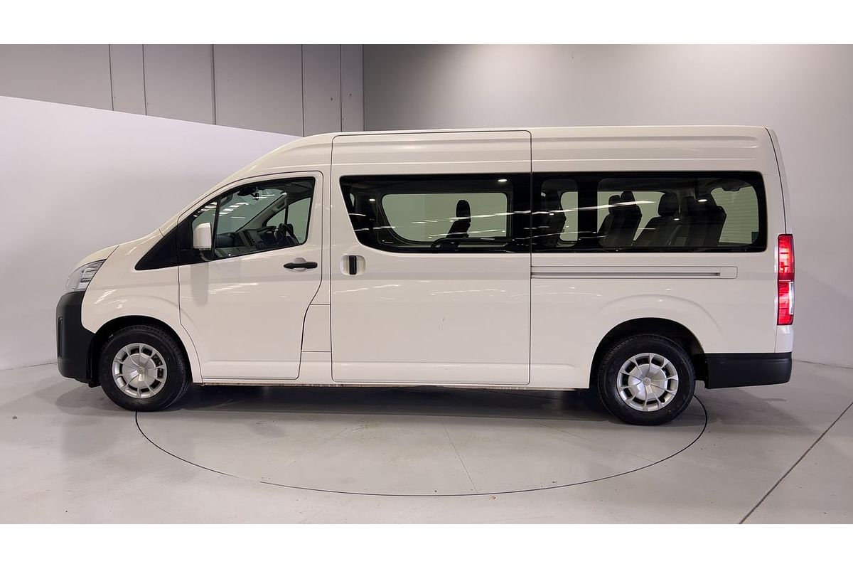 2022 Toyota Hiace Commuter GDH322R