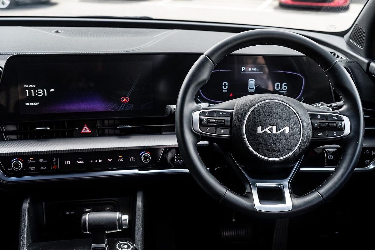 2022 Kia Sportage SX+ NQ5
