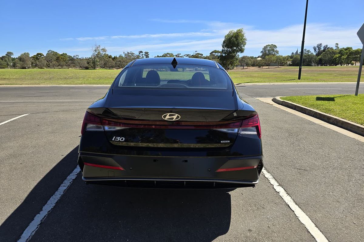 2025 Hyundai i30 Elite Hybrid CN7.V2