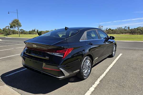 2025 Hyundai i30 Elite Hybrid CN7.V2