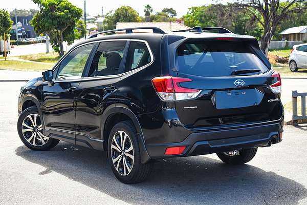 2020 Subaru Forester 2.5i Premium S5