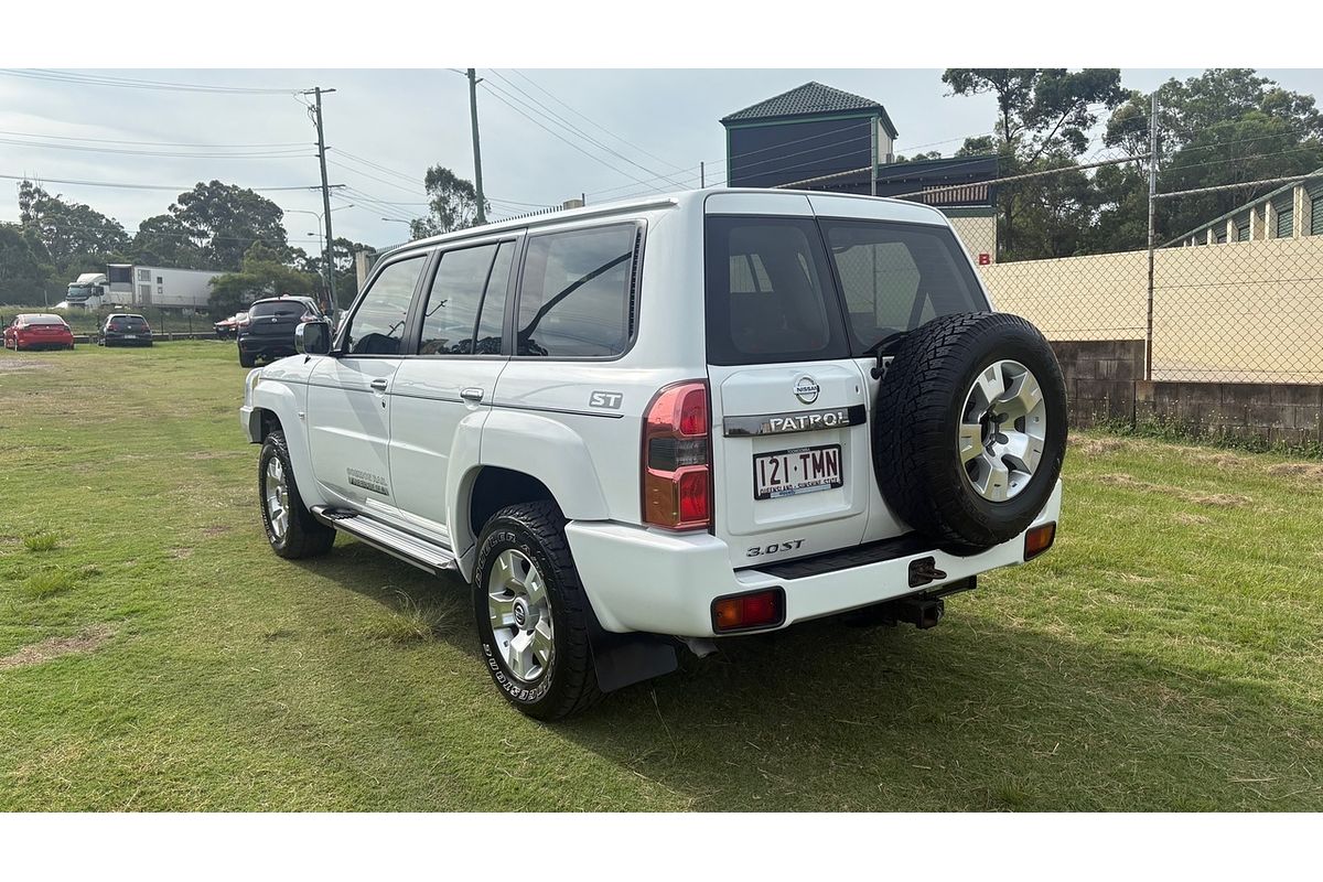 2010 Nissan Patrol ST (4x4) GU VII