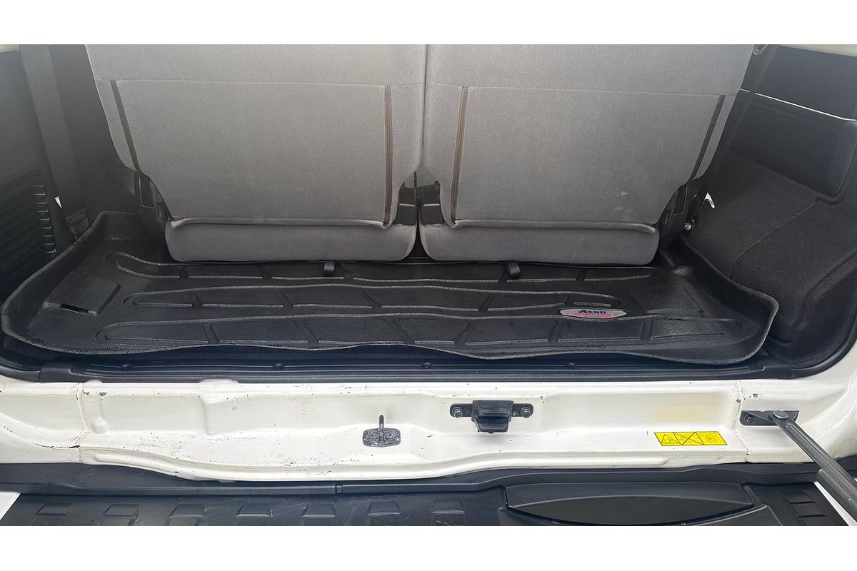 2010 Nissan Patrol ST (4x4) GU VII