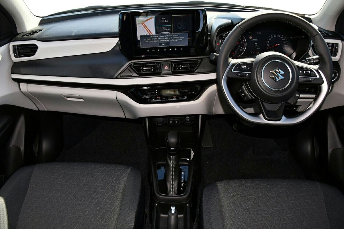 2025 Suzuki Swift Hybrid Plus UZ