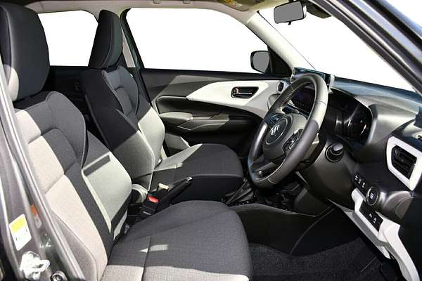 2025 Suzuki Swift Hybrid Plus UZ