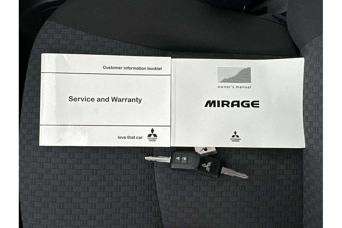 2019 Mitsubishi Mirage ES LA