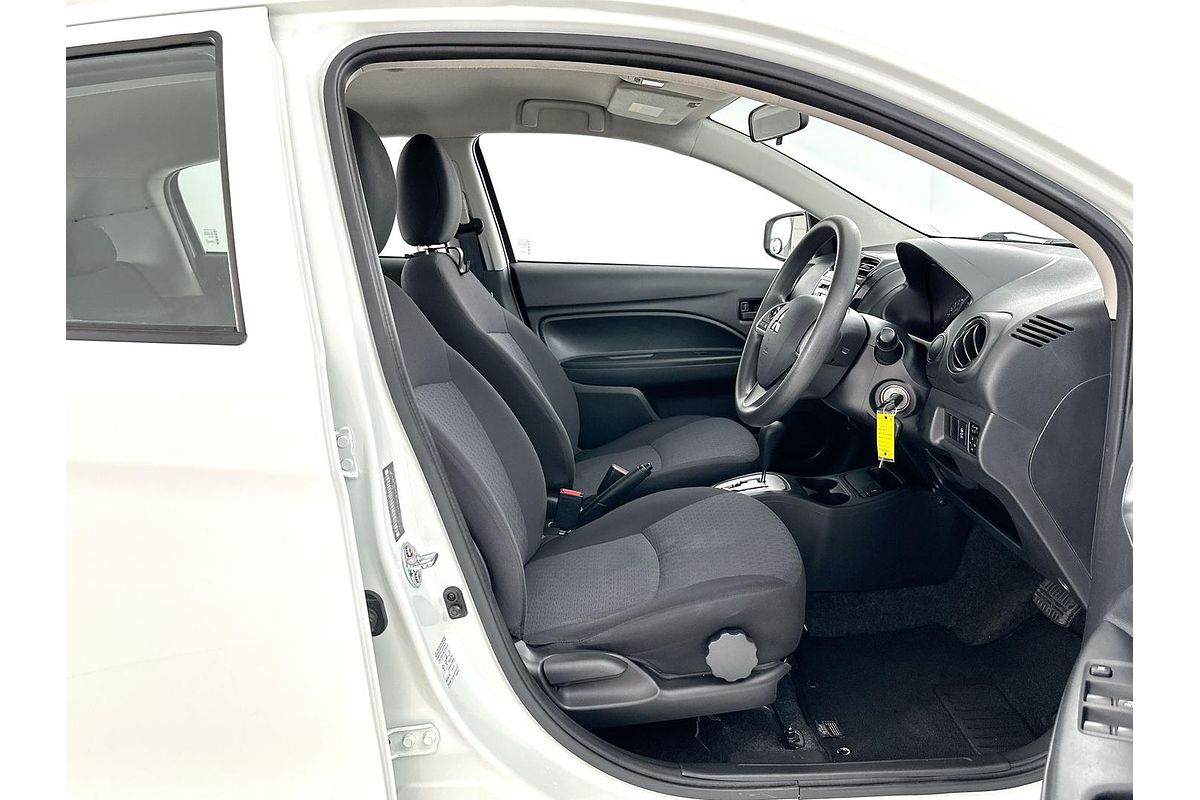 2019 Mitsubishi Mirage ES LA