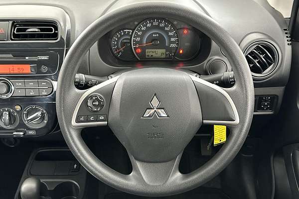 2019 Mitsubishi Mirage ES LA