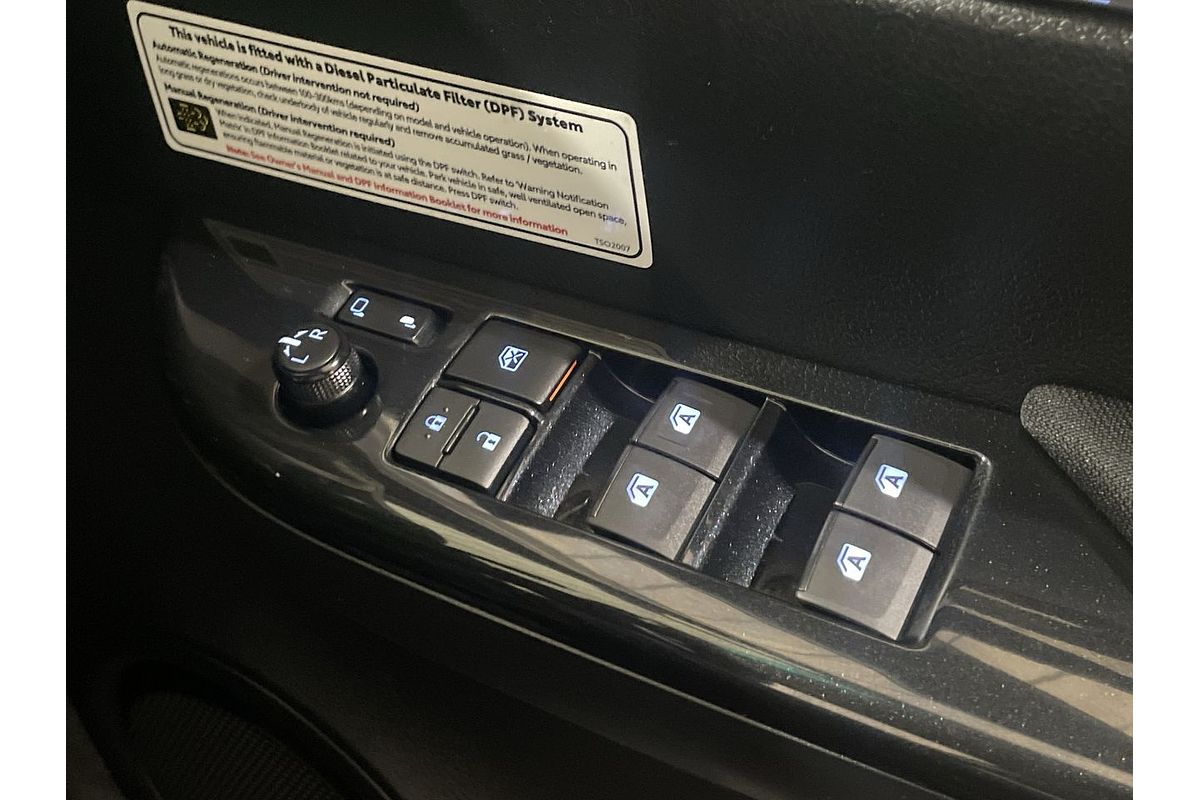 2022 Toyota Hilux SR5 GUN126R 4X4
