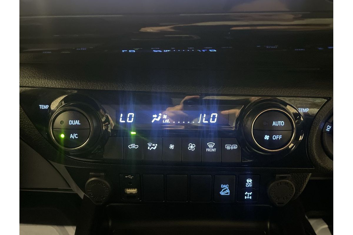2022 Toyota Hilux SR5 GUN126R 4X4