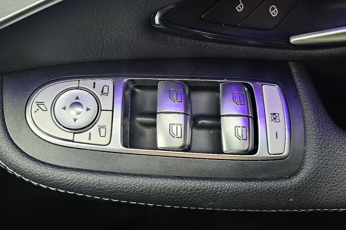 2021 Mercedes-Benz C-Class C300 W205