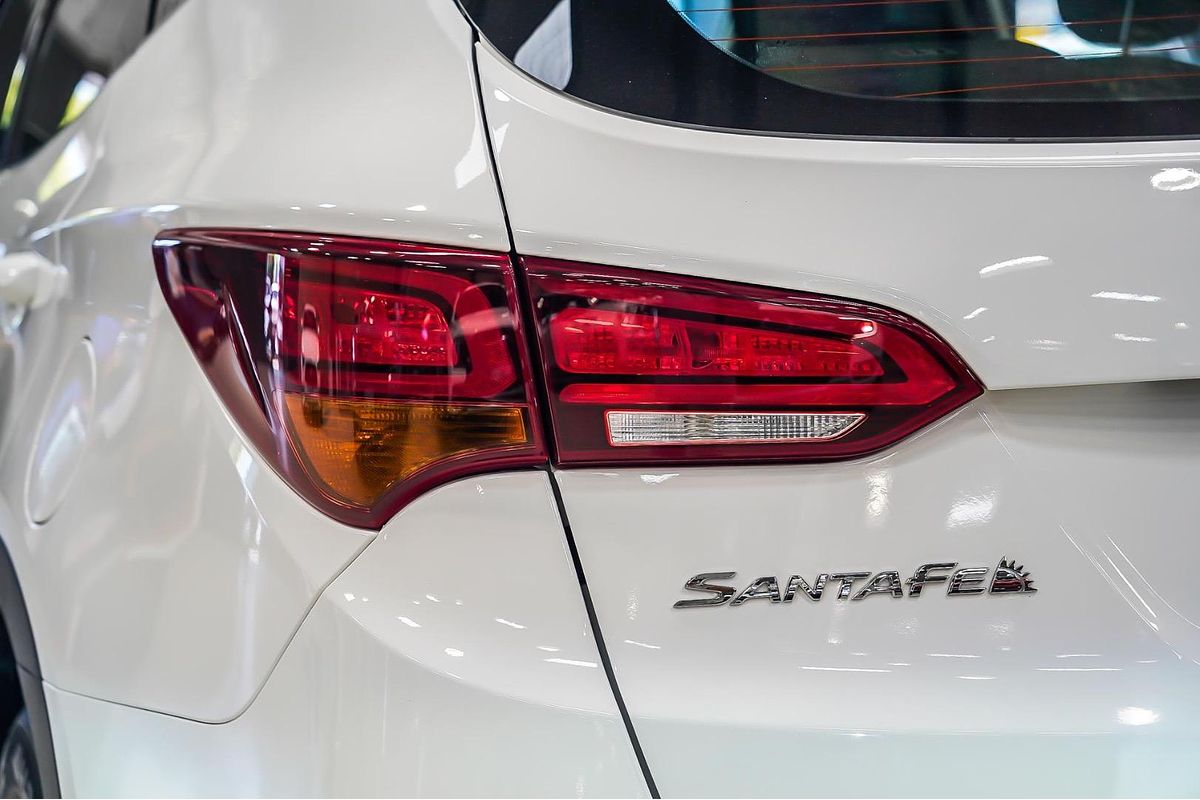 2017 Hyundai Santa Fe Active DM5 Series II