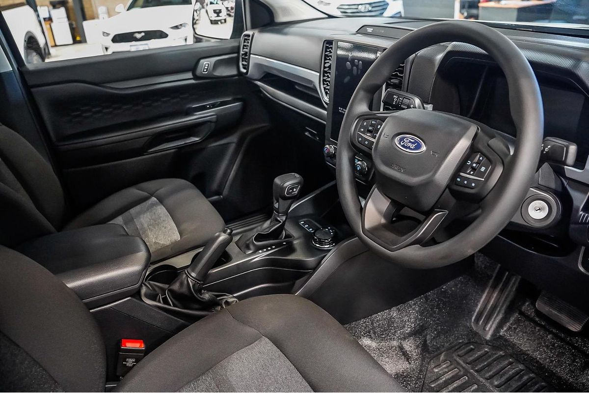 2024 Ford Ranger XL 4X4 2.0L