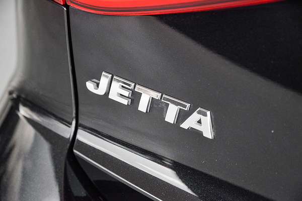 2015 Volkswagen Jetta 155TSI Highline Sport 1B