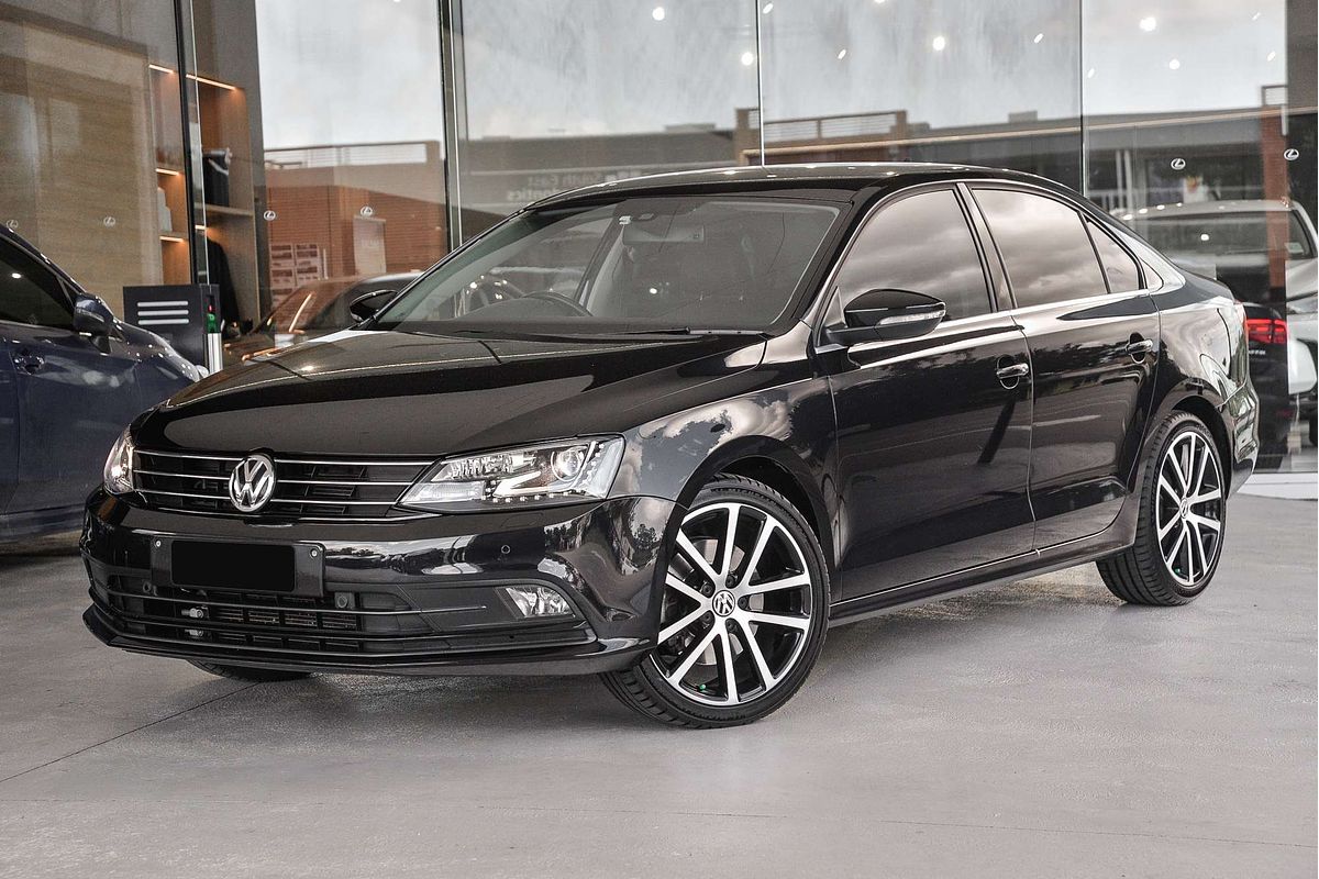 2015 Volkswagen Jetta 155TSI Highline Sport 1B