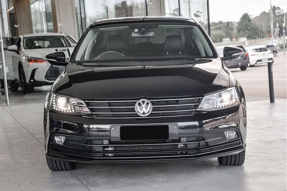2015 Volkswagen Jetta 155TSI Highline Sport 1B