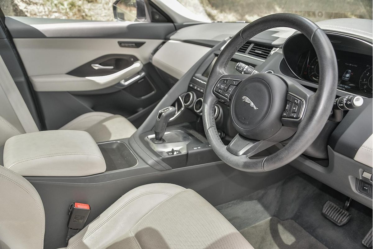 2019 Jaguar E-PACE P250 SE X540